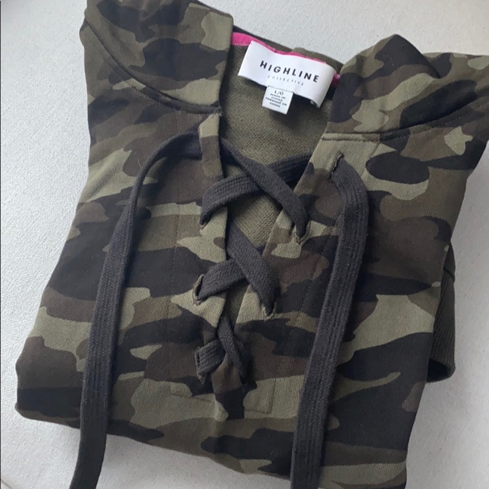 HIGHLINE Large Camo Hoodie
